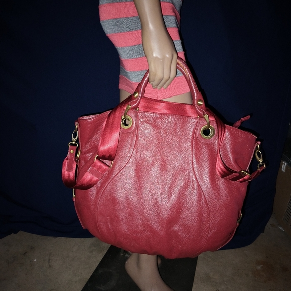 Fenn Wright Manson Red Pebbled Leather Bag. - Picture 3 of 16